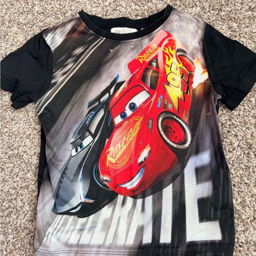 H&M Kids Cars Graphic Tee in Red and Black